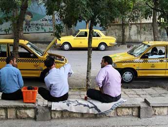 دولت تصمیمی برای حمایت از تاکسیران ها ندارد
