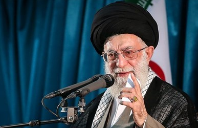 مهمترین محورهای فرمایشات امام خامنه‌ای در خطبه‌های نماز عید
