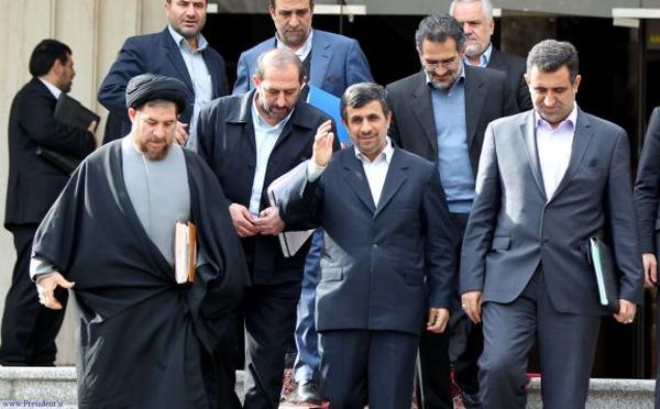 دورخیز کابینه احمدی نژاد برای مجلس دهم