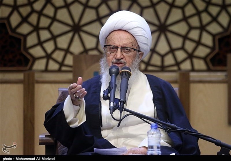نظام آل‌سعود برای انحراف دنیا از اعدام شیخ نمر با ایران قطع رابطه کرد 
