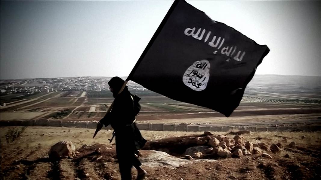 امیر داعشی، زکات فطره شهر المیادین را غارت کرد