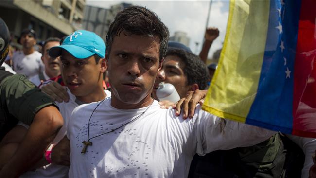 رهبر اپوزیسیون ونزوئلا از زندان آزاد و در حصر امنیتی قرار گرفت