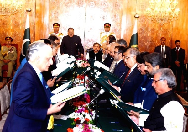وزرای کابینه جدید پاکستان معرفی شدند