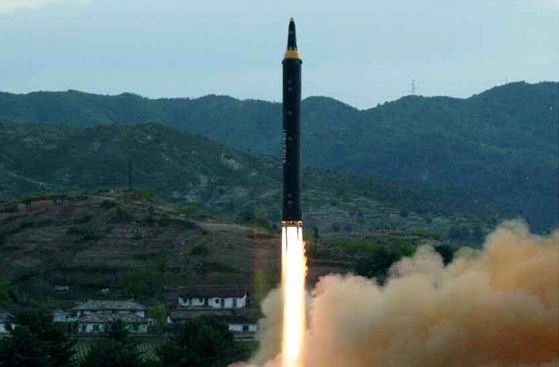 کره شمالی آماده آزمایش موشکی جدید می‌شود