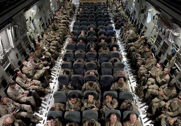 ۲ هزار نظامی دیگر عازم افغانستان می‌شوند