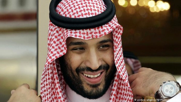 خاندان سعودی با بحران دست و پنجه نرم می‌کند؛ خوش‌رقصی بن‌سلمان برای غرب