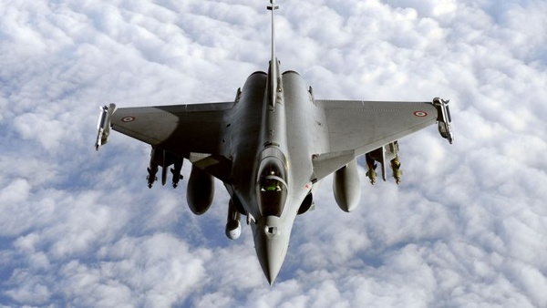 توافق قطر با فرانسه برای خرید جنگنده‌های «رافال»