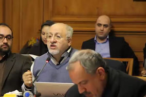 چرا شورای شهر تهران به دنبال اقدامات سیاسی است؟ 