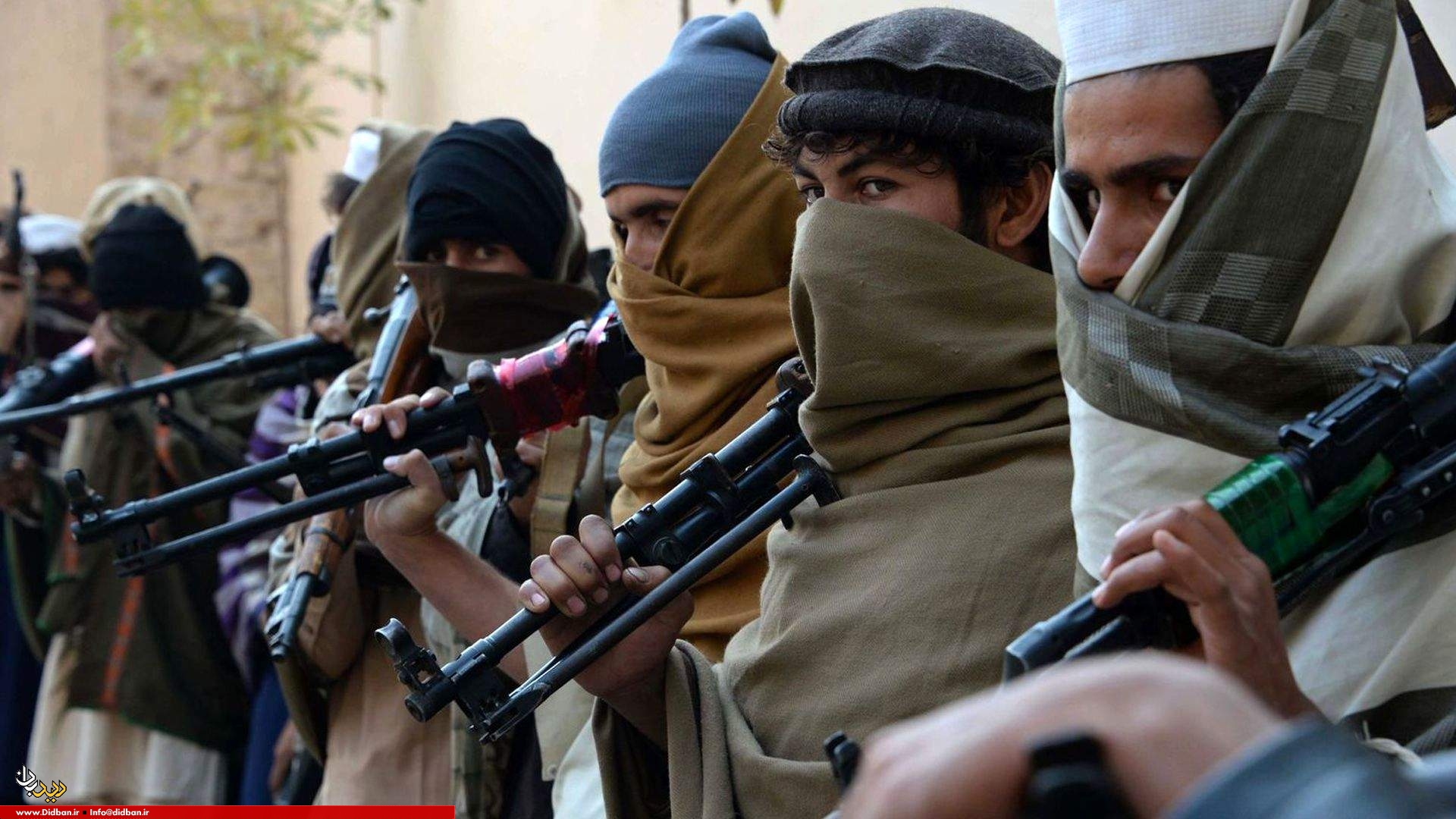 شاخ و شانه طالبان برای آمریکا