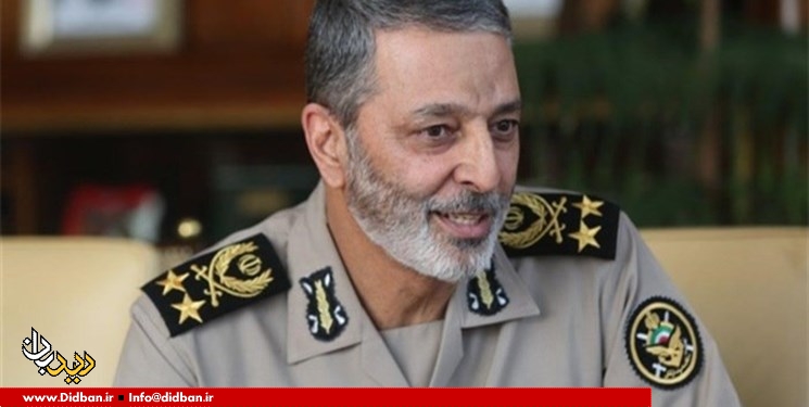 فرمانده کل ارتش: ارتش در کنار مردم سیل‌زده خوزستان و دیگر استان‌ها است